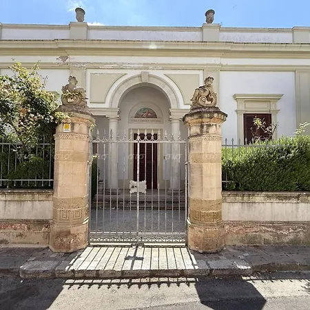 Degli Angeli فيلة *